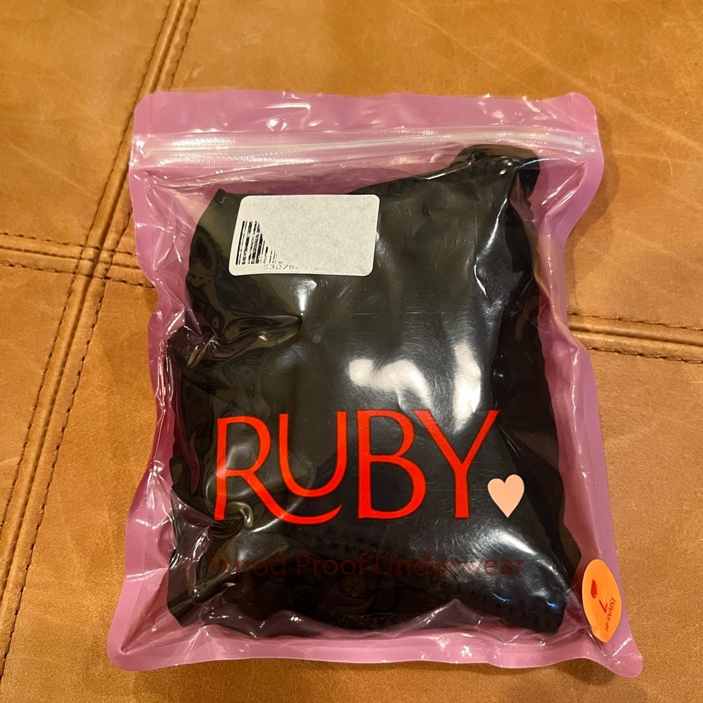 Ruby Love High Rise Period Briefs Black Sz. L NWT